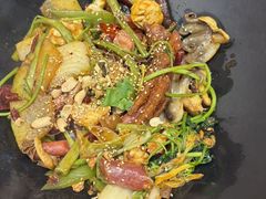 -醉人椒麻辣香锅(王府井喜悦店)