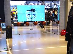 -NIKE品牌体验店(金源新燕莎店)