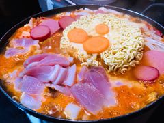 -炙韩料理·部队锅专门店