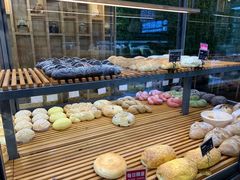 -焙丽拾光(麦凯乐直营店)