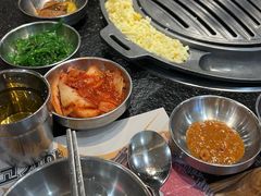 -GOGIYA·咕叽吖韩国传统烤肉店(东方新天地店)