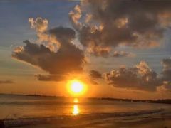 -金巴兰海滩烛光bbq