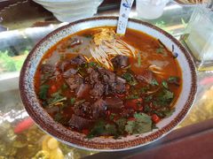 半筋半肉面-金杨拉面王小吃面馆·牛三宝面·红烧牛肉粉