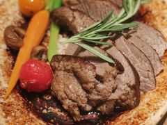 -春树下·树屋花房西餐厅(罍街AS1980店)