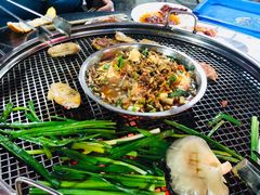 -小辣椒汤锅烧烤(温泉南街店)