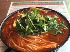 -肥汁米蘭香港米线(定西路店)