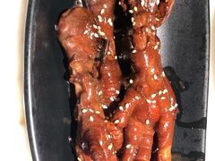 连骨头都不剩的鸡爪-佬肥猫(国华广场店)