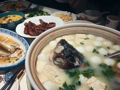 招牌鱼头煲-品渔味湖鲜馆(拈花湾店)