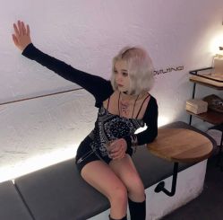 -AYO SALON