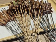 -街角等你.大连海鲜烧烤.经典铁板海鲜串(西安路店)