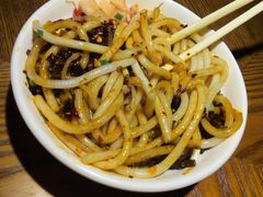 素粉-怪噜范·老贵阳街头名小吃(汇金星力城店)