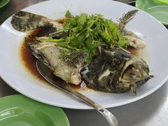 -明记烧鱼美味店