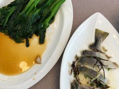 -忆食尚腊味煲仔饭(华南城店)