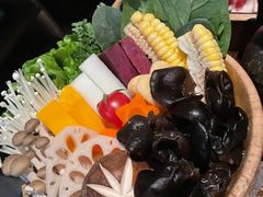 -湊湊火锅·茶憩(新中关购物中心店)
