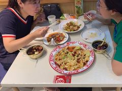 -辣小妮de川菜馆(红旗Mall店)
