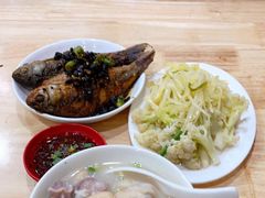 -雷祖芳老妈蹄花店