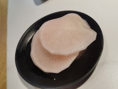 腌萝卜片-猪啊牛呀羊啊铜盘烤肉(正大广场店)