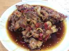 微微辣的辣猪蹄-贤花饭店(城阳店)