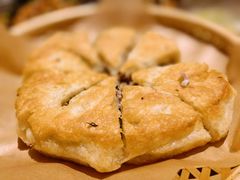 -吃饭皇帝大土家民族菜(荟聚店)
