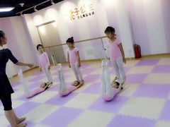 -桃子公主舞蹈培训(万柳校区)