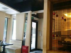 -鸣记脆皮烤鱼(岐山路店)