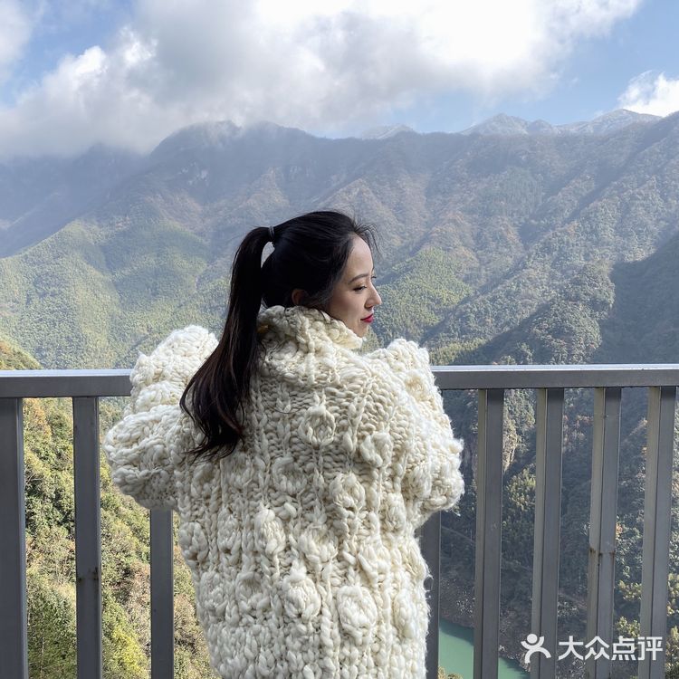 来山里呼吸一下新鲜空气