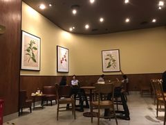 大堂-星巴克臻选(成都环球乐天店)