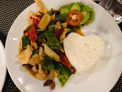 腰果炒鸡-Old House Restaurant