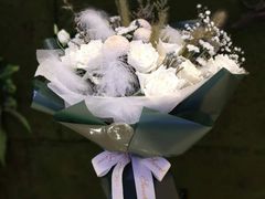 -谷莠子花艺气球派对·绿植造景·花艺沙龙(东海缤纷天地店)