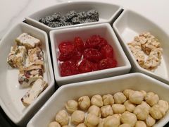-皇城根·鲁菜济南菜·吊炉烤鸭·炒鸡鱼头(济南旗舰店)