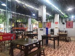大堂-一品红烧鸭特色川菜(三岔湖店)