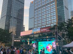 -懒人Club健身(卓越时代广场店)