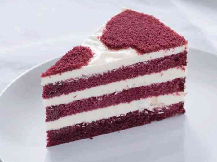 贵州龙(中大店)-"个人觉得蓝莓味毛毛虫和蓝莓味的菠萝面包很.