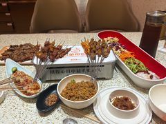 -小董哥烤串·爆汁大油边(故宫店)