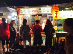 -六合夜市