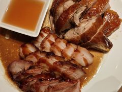 -洋沙湖湖色生鲜主题餐厅