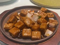 -宝燕海货工场(长江国际店)