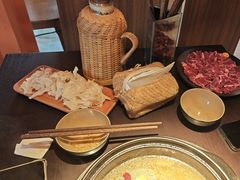 -芸鲜季·云南野生菌餐厅· 云南风物味研社(闵行店)
