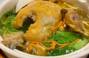 Nourishing Fresh Mushroom Chicken Soup