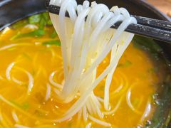 -桥香园过桥米线(国贸店)