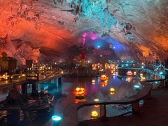 -九华秋浦胜境大王洞风景区