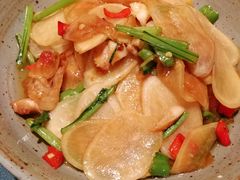 萝卜仔炒咸肉-忆江南·临江鱼馆