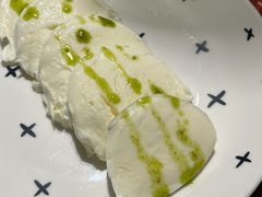 新鲜水牛芝士-Primo·丽莫意大利窑烤披萨