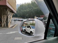 -上海宾馆-停车场