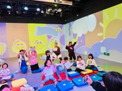 -小鸡哆哆故事屋·儿童乐园(嘉里城店)