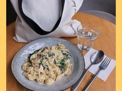 意式猫儿面配鸡肉-Wagas沃歌斯(大学路店)