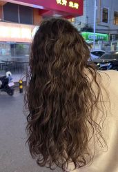 -IU潮牌·SALON