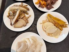 -天宜隆蘑菇宴火锅(石景山旗舰店)