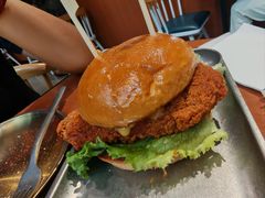 辣炸鸡堡-魏斯理汉堡(西安沣东吾悦店)