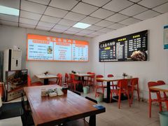 -花溪巷牛肉粉(泉城路店)